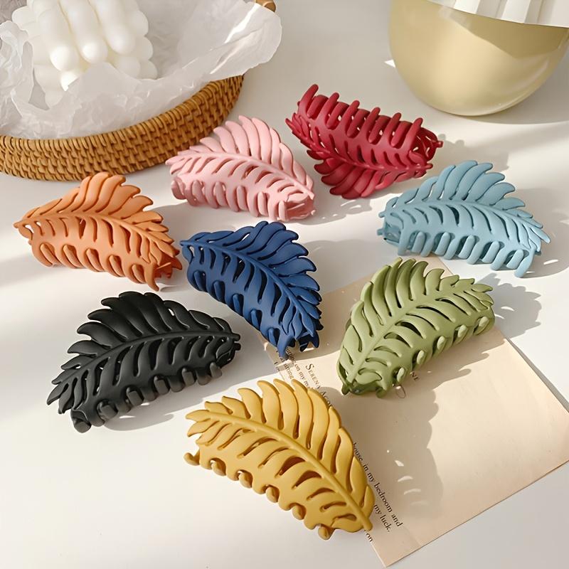 Autumn Leaf Shape Hair Clips Large Hair Claws Solid Frosted Large Hair Clip Girls Versatile Hair Accessories Hair Clip for Women