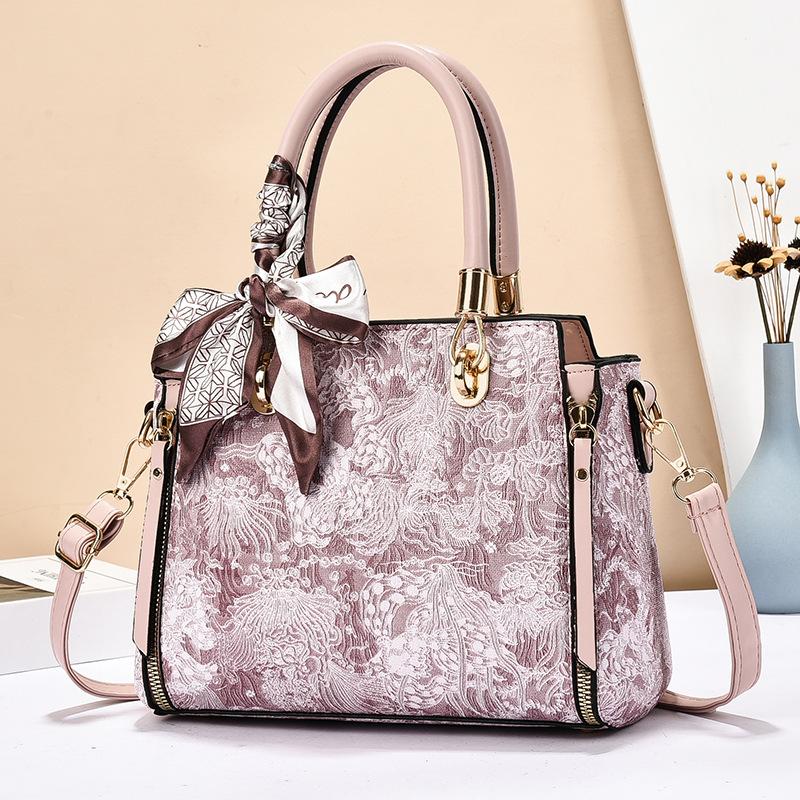 

Bag Women s 2025 New Embroidery Printing Large Capacity Foreign Style One Shoulder Crossbody Quality Women s Bag фиолетовый