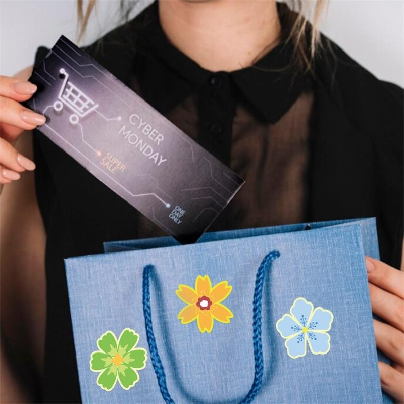 500Pcs Flower Sticker Wrapping Labels Sealing Sticker for Envelopes Box Valentines Cards Candy Bag Decoration