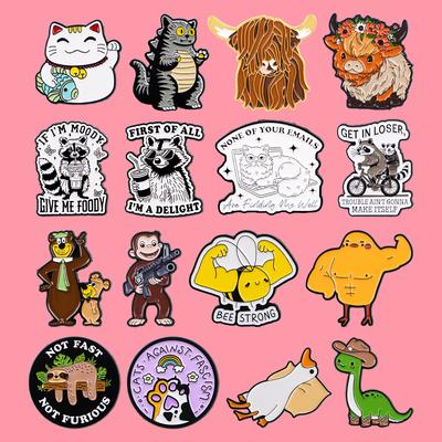 Lustige Waschbär Zitate Emaille Pins Cartoon Tiere Broschen Anstecknadel Abzeichen auf Rucksack Kleidung Accessoires Modeschmuck Geschenke