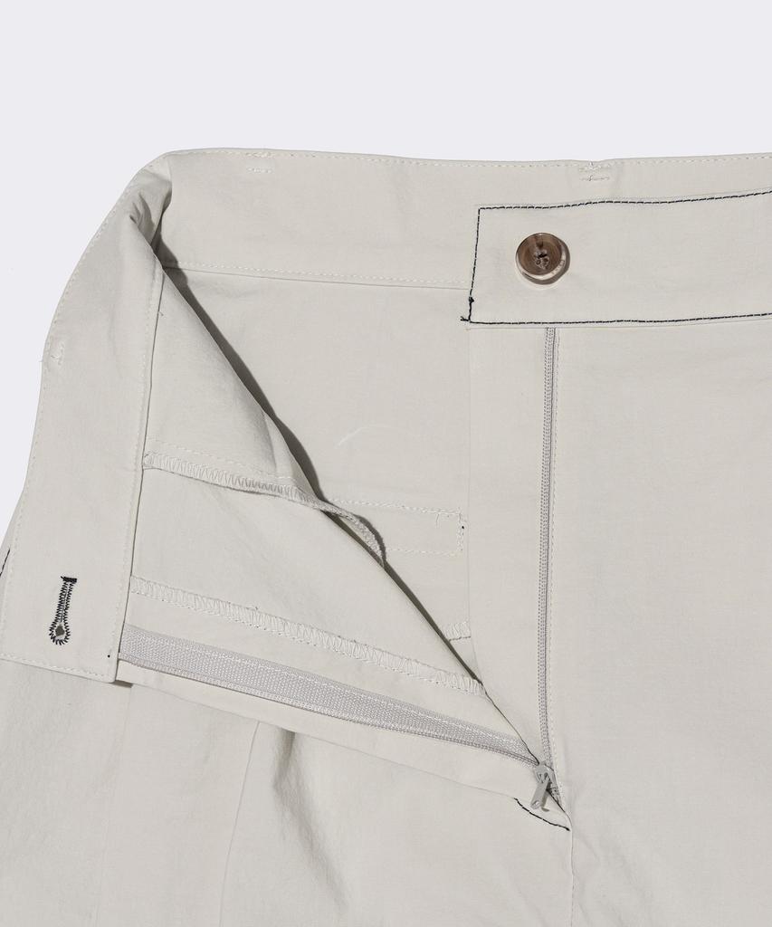 DEPASION High-Waisted Fluttered Wide Pants (Light Grey)