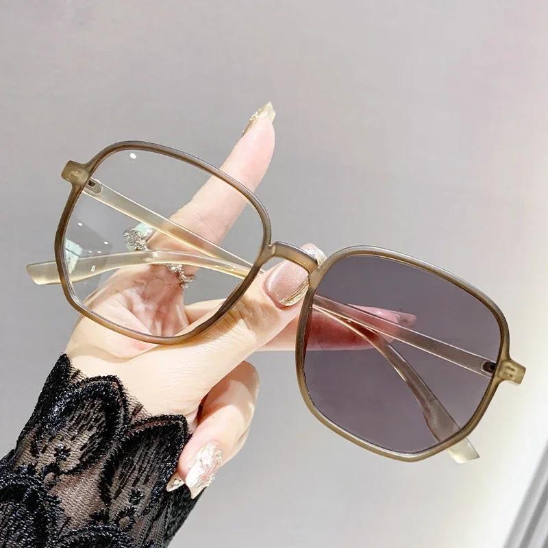 Trendy Outdoor Short-sight Sunglasses Large Frame Photochromic Finished Myopia Glasses Color Changing Anti Blue Light Glasses