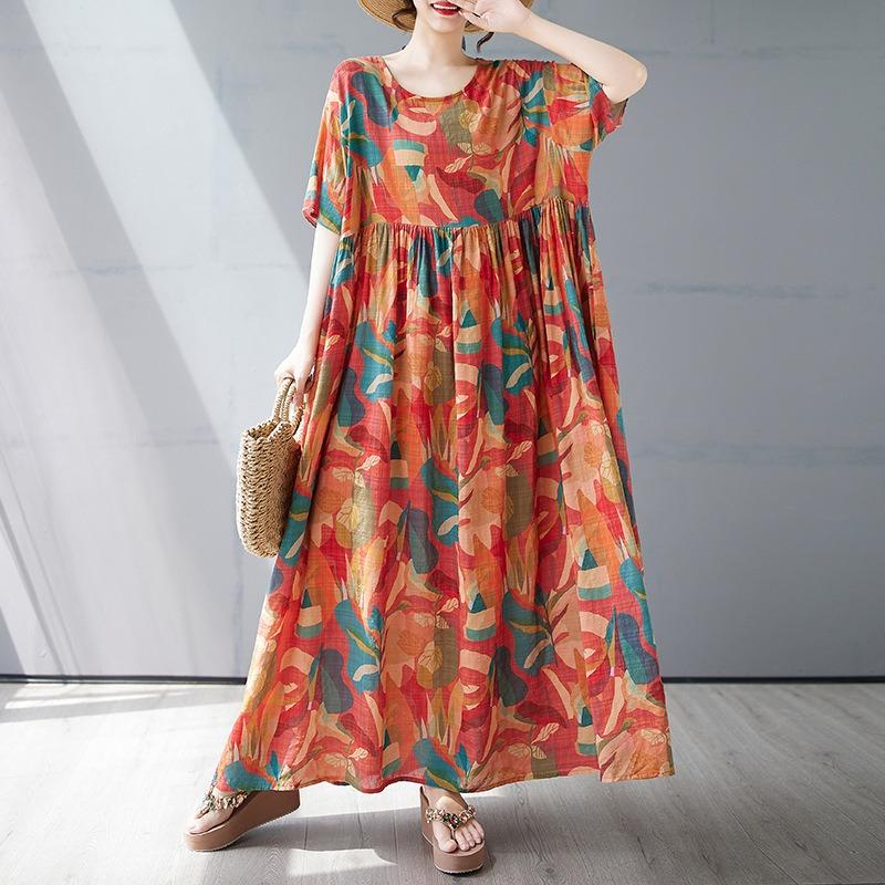 Sommer neues einfaches böhmisches langes Kleid gefettetes und vergrößertes kurzärmeliges Rundhals-Druckkleid Damenbekleidung