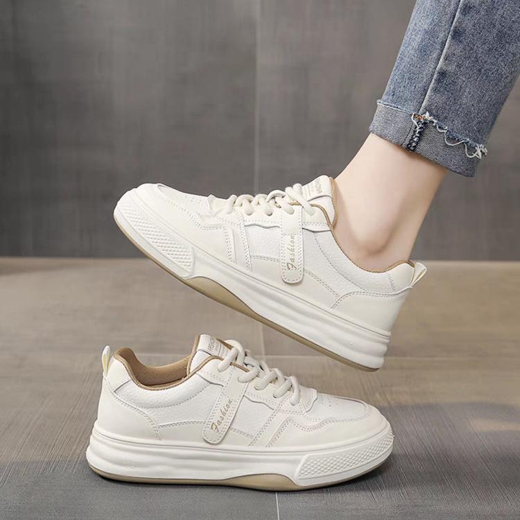 Popular leather white shoes women's 2025 spring new versatile women's shoes sports and leisure platform student non-slip board shoes
