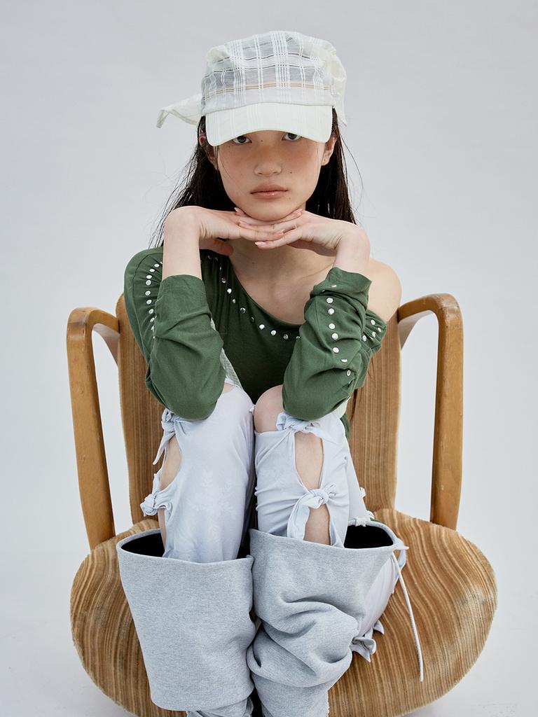 Eosseomnijeu Scarf Cap_Check Cream