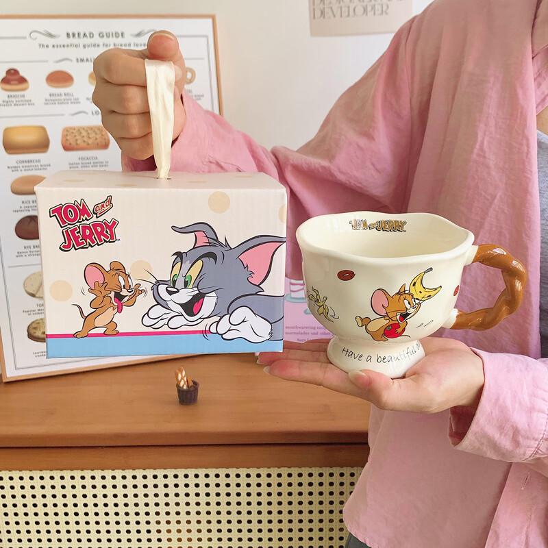 

Ретро-керамічна кружка Том і Джеррі 360ml