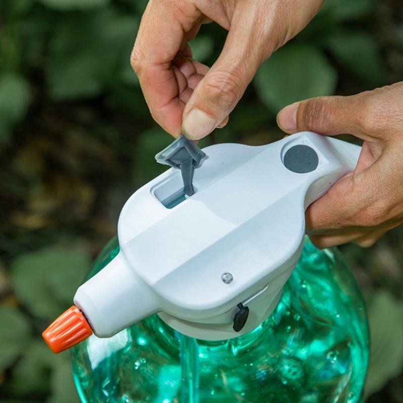 Electric Watering Kettle 3L Two Spray Modes/C-Interface Charging Adjustable Sprinkler Cleaning Disinfecting Sprayer Gardening