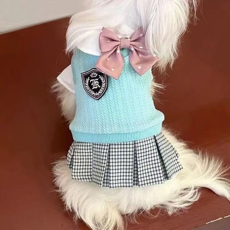 

Cat clothes J skirt dog autumn and winter sweet college style student uniform skirt warm sweater clothes XS chest 30 back 20 about 1 kg