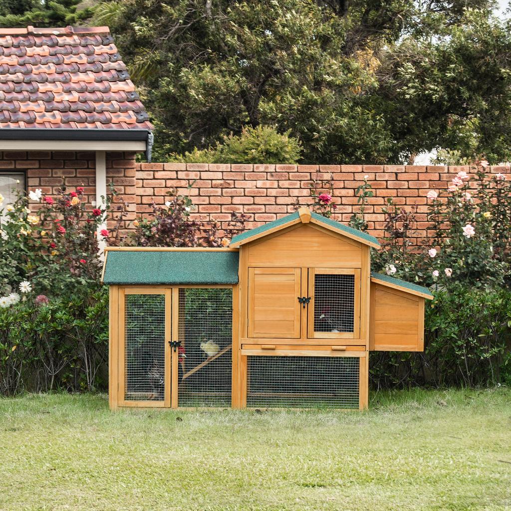Dwarf chicken coop with run and brooder. Weatherproof sealed fir wood. Asphalt roof. Yellow+Green