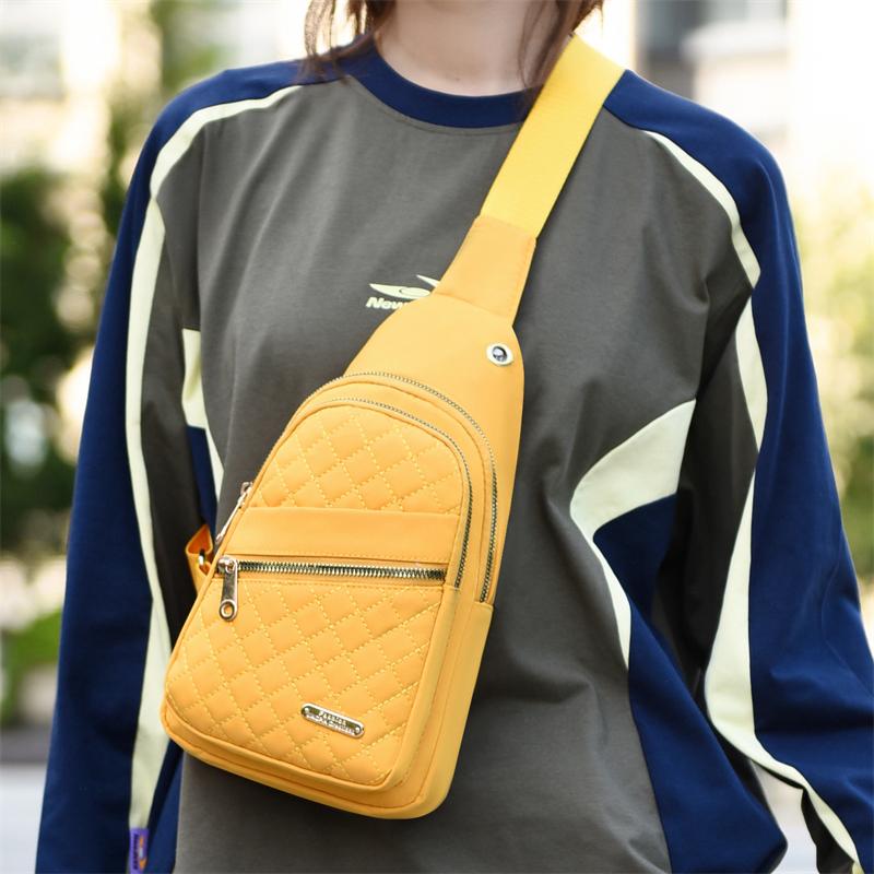 Minimalistische Damen-Brusttasche mit großer Kapazität, mehrlagig, wasserabweisend, Frontrucksack, lässige Outdoor-Umhängetasche für Mädchen