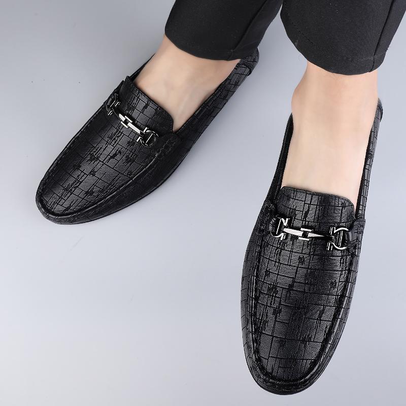 Fashion Men's Genuine Leather Loafers Comfortable Casual Dress Shoes for Men Breathable Soft Sole Flats Classic Slip-On Walking Shoes