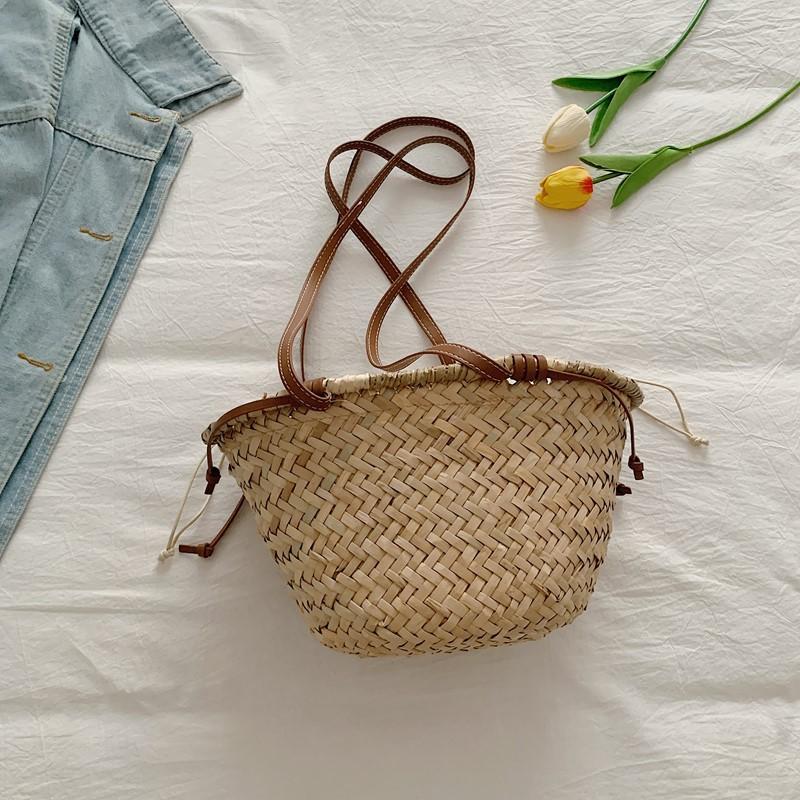 

2025 new straw bag women s bag large-capacity woven tote bag handbag seaside vacation beach bag women s bag