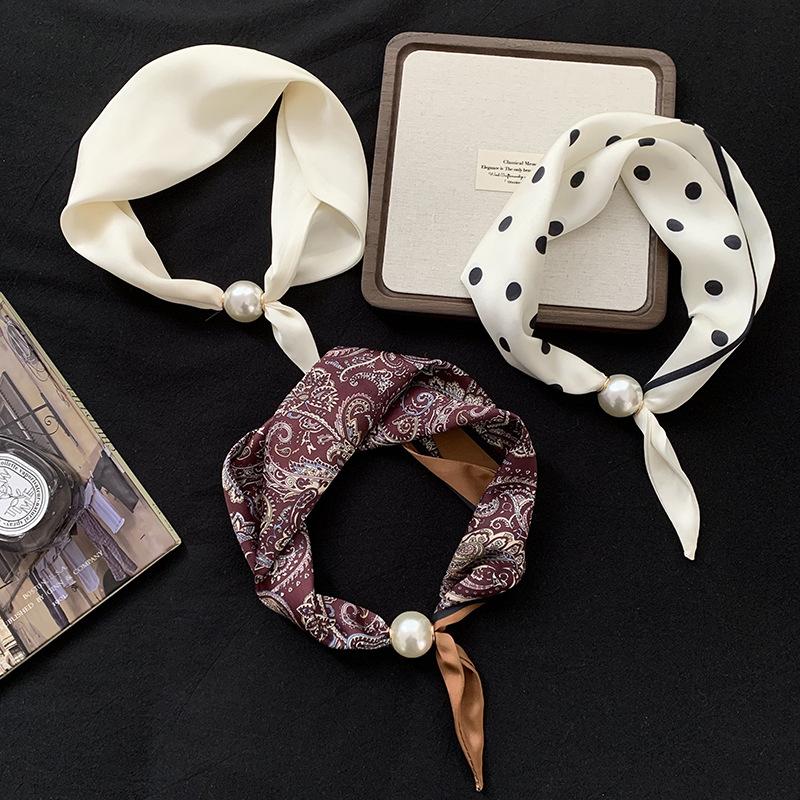 Magnetic Buckle Silk Scarf Women's New Pearl Necklace Light Luxury High-end Fashion All-match Scarf Polka Dot Silk Scarf