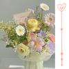 80 Pcs Plastic Floral Pick Card Holders Heart Shape Flower Inserting Tag Holder Photo Picture Floral Picks Clips for Floral Arrangement Wedding