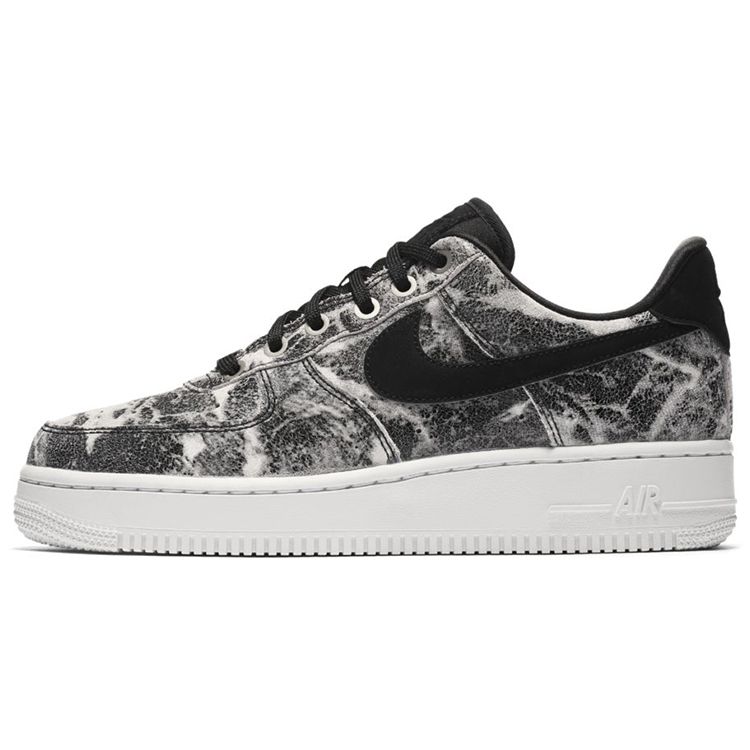 

Женские кроссовки Nike Air Force 1 07 LXX черные металлик оловянные AO1017-001