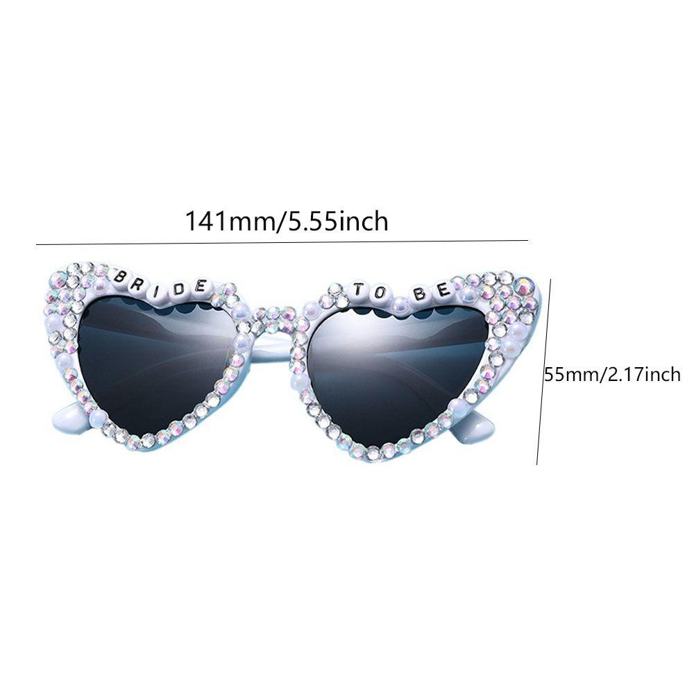 Heart-shaped Frame Pearl Decoration Sunglasses English Letters Sun-Protective Travel Glasses Colorful Bride Eyewear