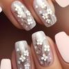 24-Piece Elegant White Flower Medium-Length Wearable Nail Tips