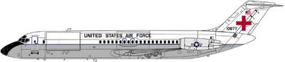 Saber Kits American Nightingale Plastikmodell SBK14012 1/144 C-9