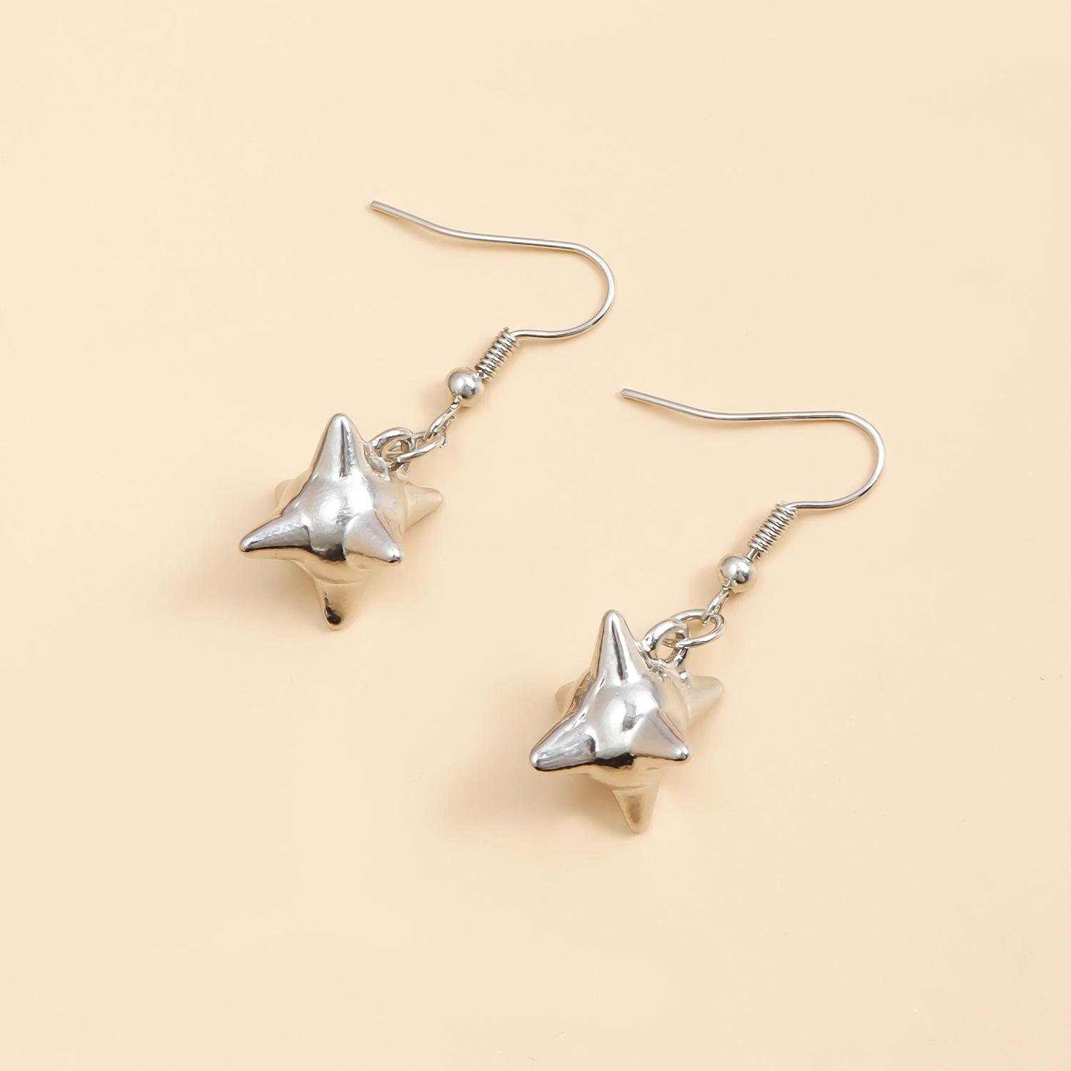 

Аксессуары Металлический конусный кулон Стальной шарик Ключичная цепочка Милое крутое ожерелье Spice Girl Аксессуары