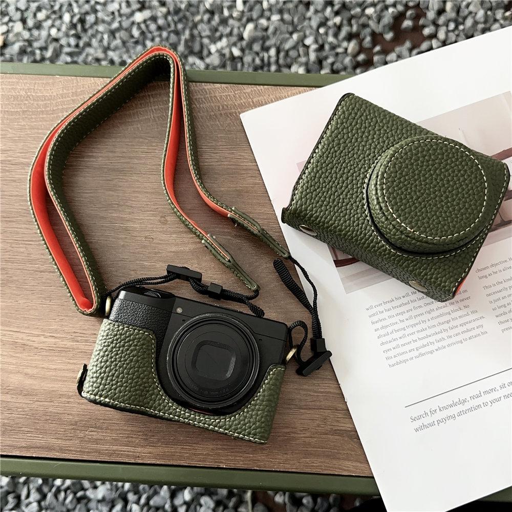 Luxuriöse handgefertigte PU-Ledertasche für Ricoh GR3 GR3X Unterseite offen Ganzkörperabdeckung mit Riemen