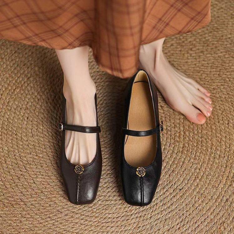 French retro camellia Mary Jane shoes autumn new thick heel buckle with soft sole low heel single shoes