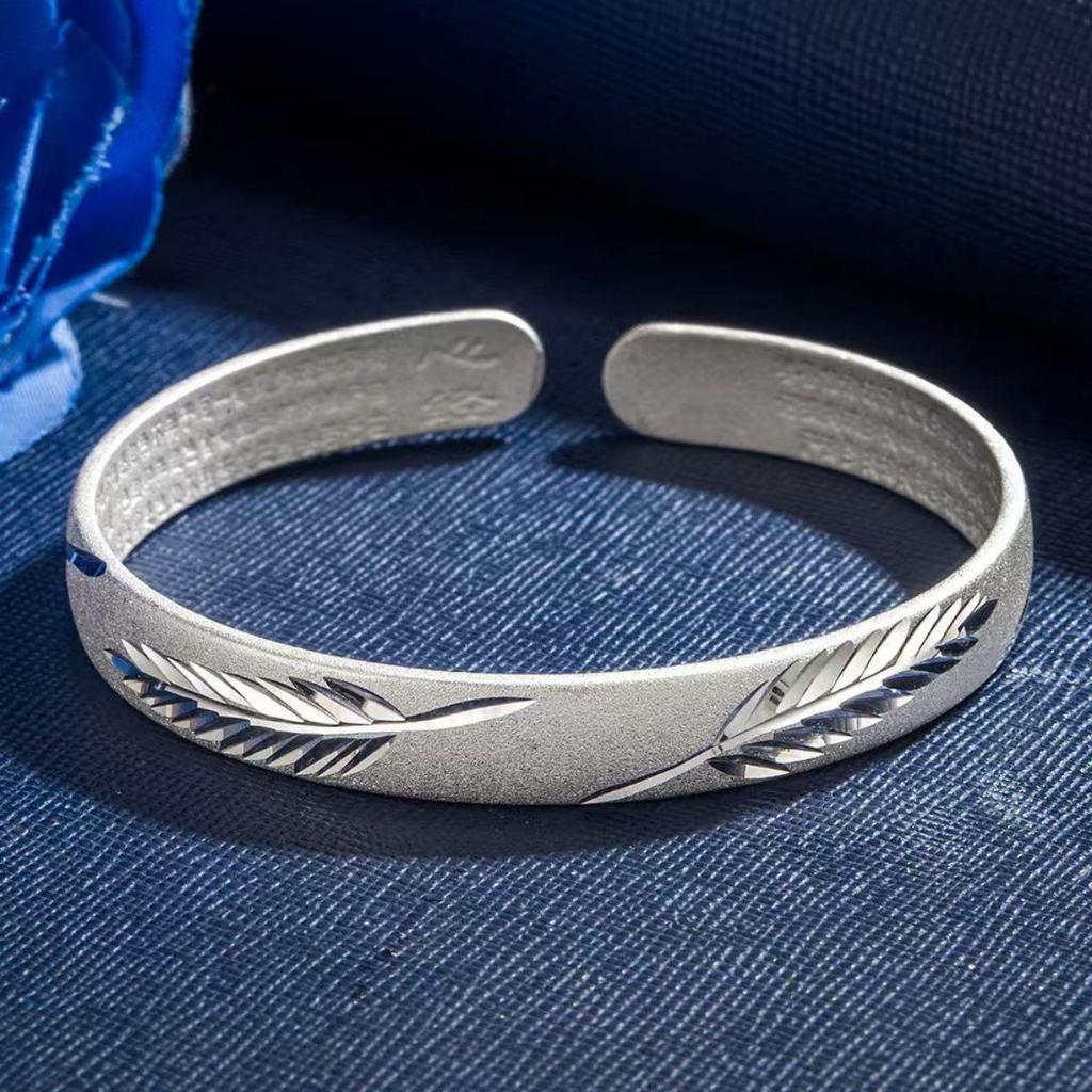 Fashionable Silver Leaf Open Bangle for Students & Best Friends