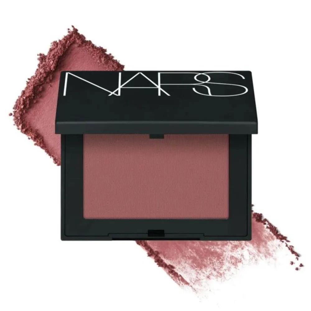 NARS 902 Infatuated Powder Blush Pink