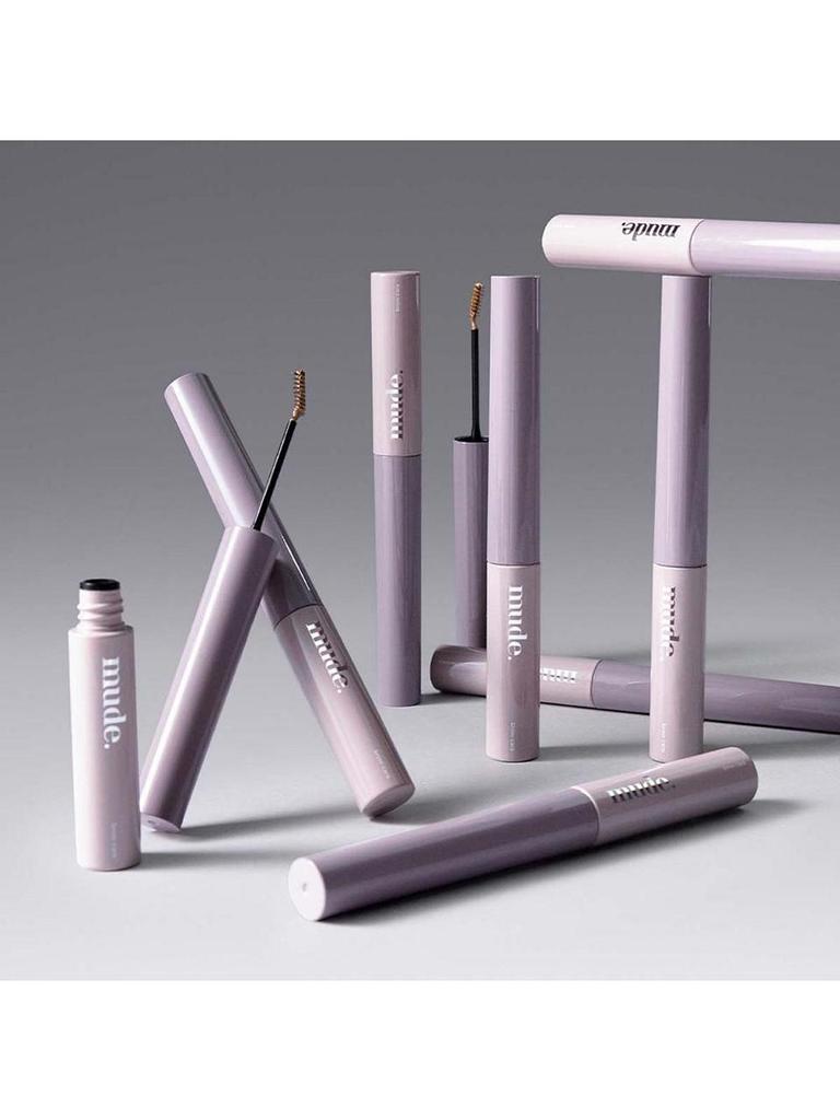 [Mude] [Bleach/Brow Concealer] Mude Inspire Skinny Brow Cara