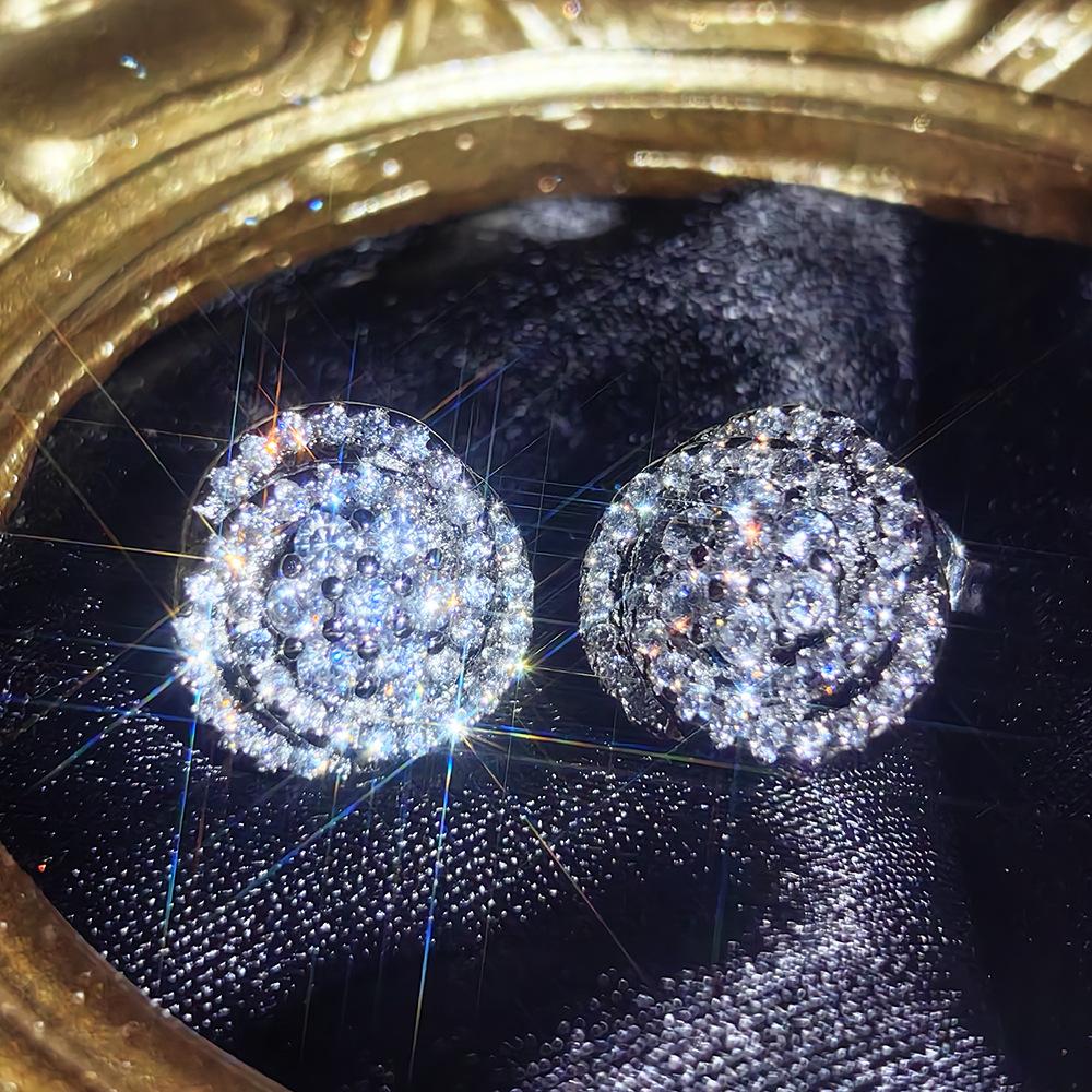 Elegant Zircon Flower Earrings Sparkling White Diamond Studs for Women Luxury Fashion Jewelry