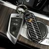 Carbon Fiber Texture Car Key Chain Ring Auto Keychain For Porsche 911 718 Taycan Panamera Cayenne Macan Boxster Cayman Pajun 918