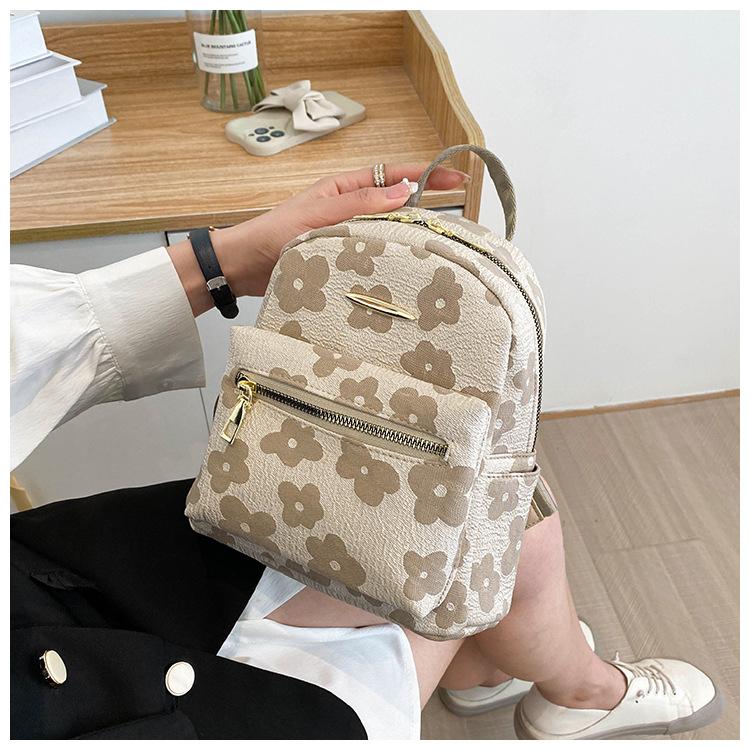 Schoolbag Bag Women's 1011 New Small Backpack Korean Version Casual Backpack Women's Small Bag