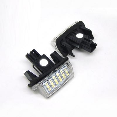 1 Çift LED Plaka Lambası 81270-0D120 Toyota Yaris Camry Corolla Ractis Verso için