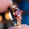 Kristall Damen Rot Zirkon Runder Stein Verlobungsring Vintage Goldfarbe Eheringe Für Damen Herren