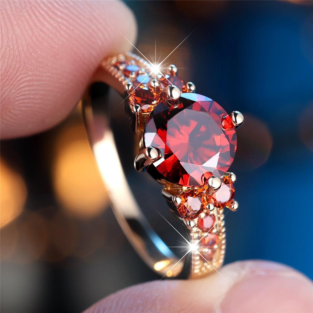 Kristall Damen Rot Zirkon Runder Stein Verlobungsring Vintage Goldfarbe Eheringe Für Damen Herren