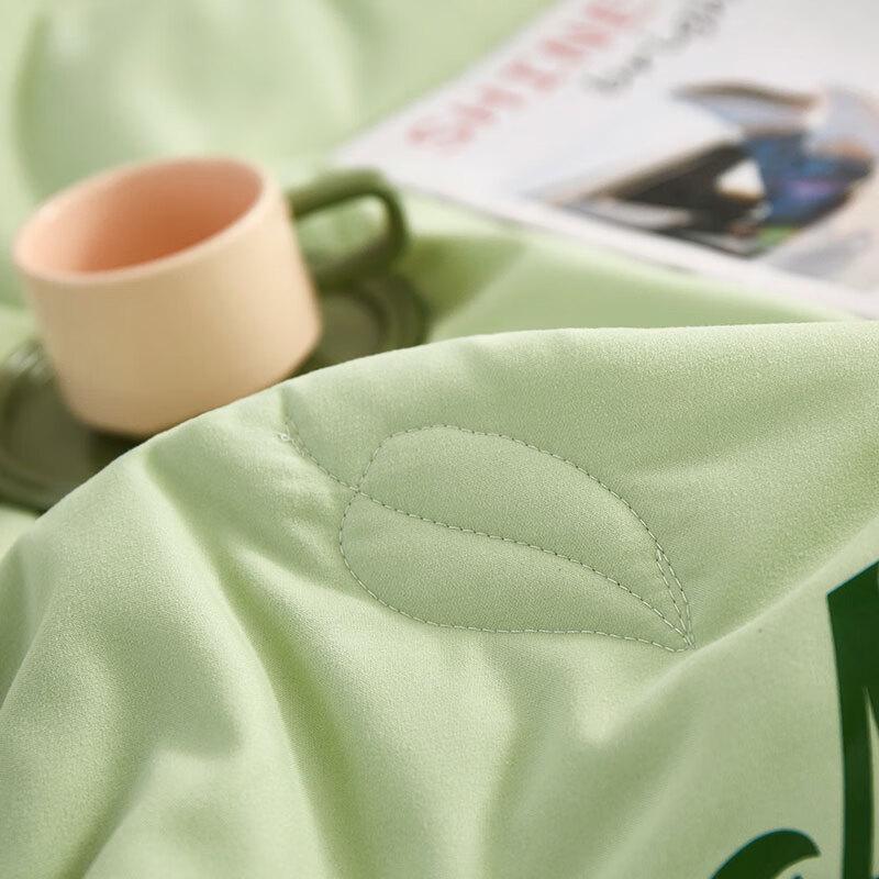 Donald Home Textiles Aloe Vera Comfort Quilt