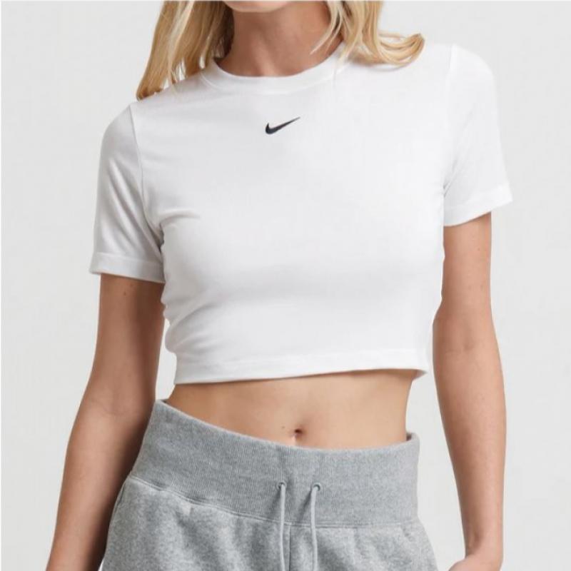 Nike Women S SporTSwear eSSenTialS Slim FiT Cropped T ShirT Fb2873 100