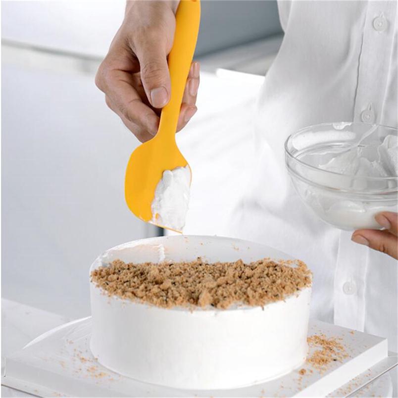 Food Grade Egg Beater Baking Utensils Set Dough Scraper 8Pcs Silicone Cream Scraper