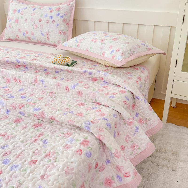 1Pc Purple Flower Quilted Bedspreads For Bed Thick Patchwork Blanket Single/Queen/King Floral Style Quilted Duvet Soft Bedspread