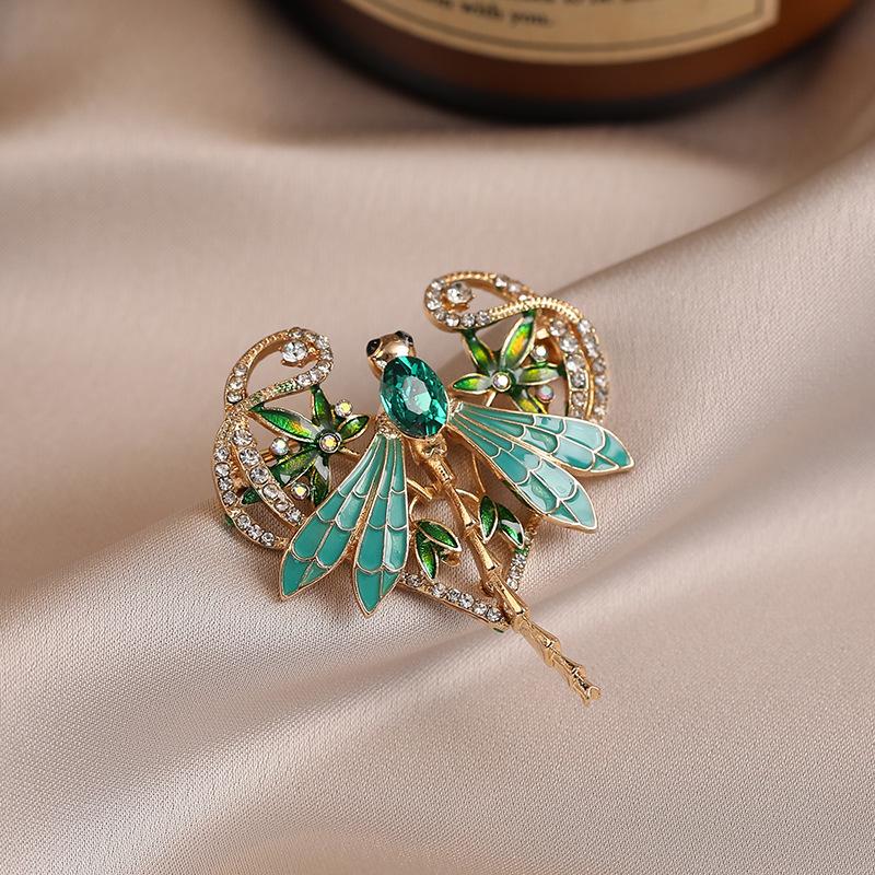 Exquisite Dragonfly Brooches For Women Clothing Coat Jewelry Accessries Gifts