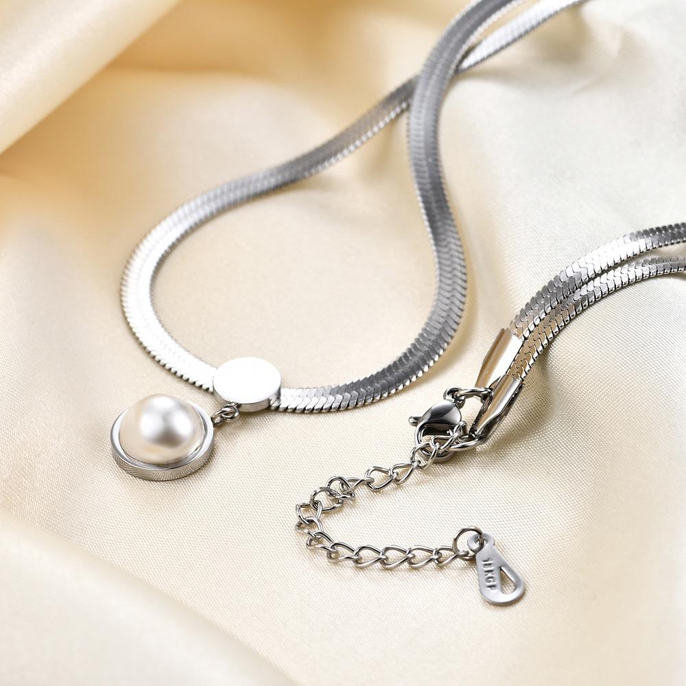 European Fashion Snake Chain Blade Necklace with Imitation Pearl - Valentine's Day Gift.