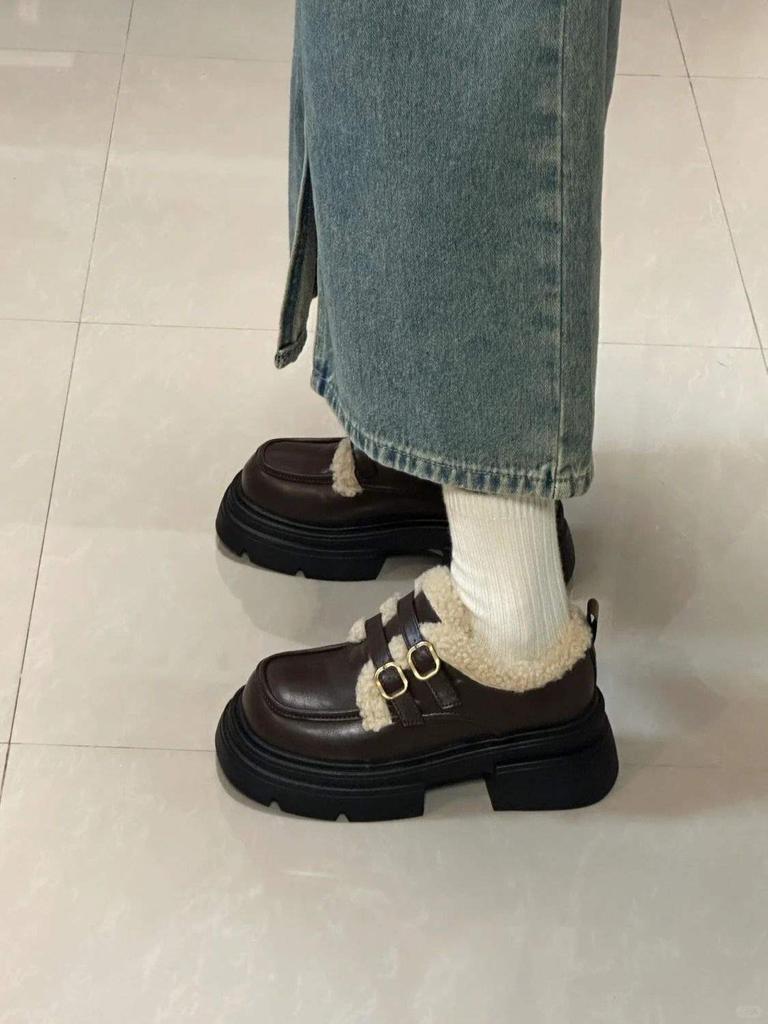 Fleece platform small leather shoes for women 2025 winter new retro British style high-heeled plush loafers for women