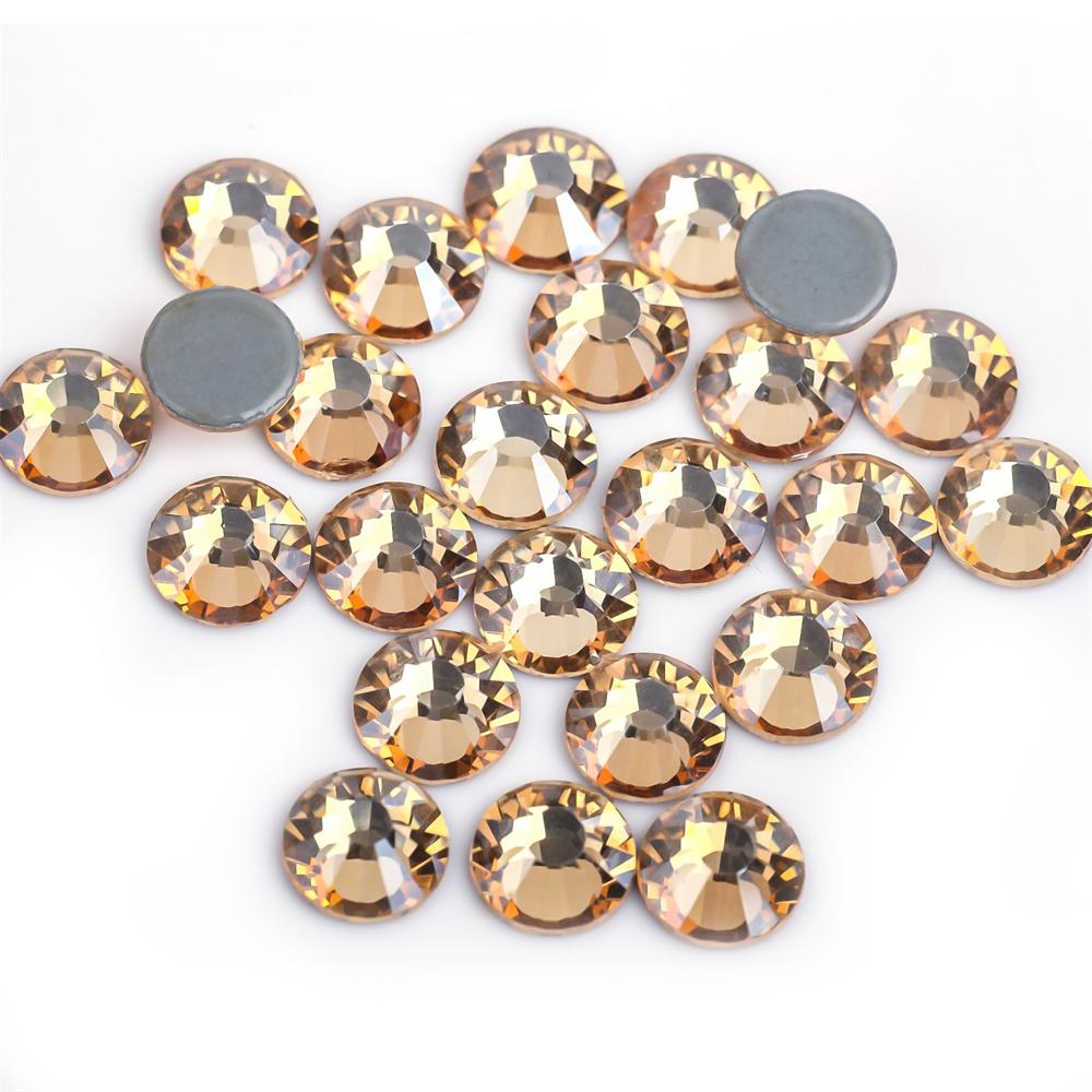 SS6-SS30 40 Farben Crystal AB Better DMC Hot Fix Strasssteine, Glas-Strasssteine zum Aufbügeln, zum Nähen und für Stoffdekorationen