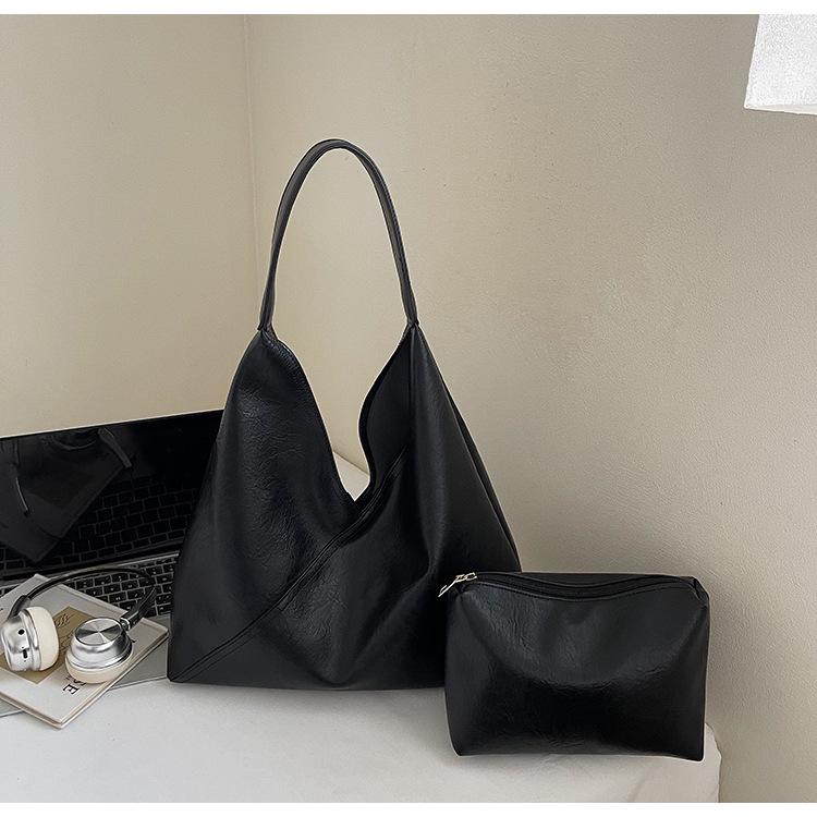 Retro Large Capacity Women's Tote Bag - Autumn/Winter Korean Style, Simple Versatile Single Shoulder Underarm Bag for Casual Commutes