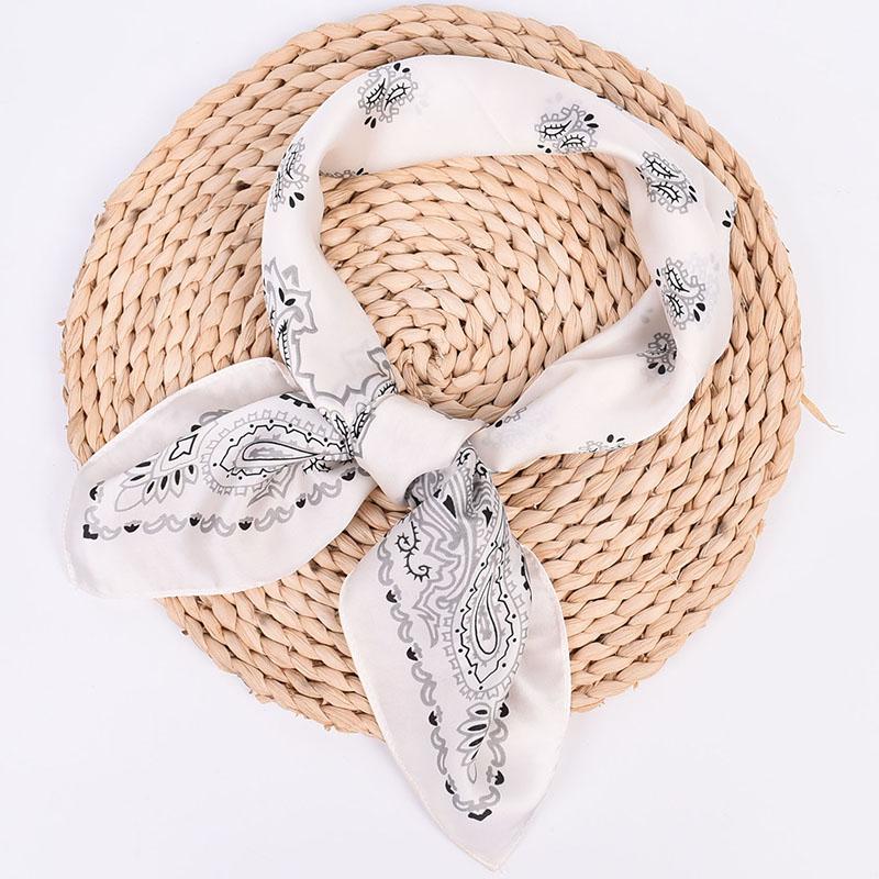 

Женский квадратный платок с принтом пейсли, атласный блеск, легкий, двухцветный, повязка на голову, модный летний аксессуар, маленький шейный платок 70*70cm белый