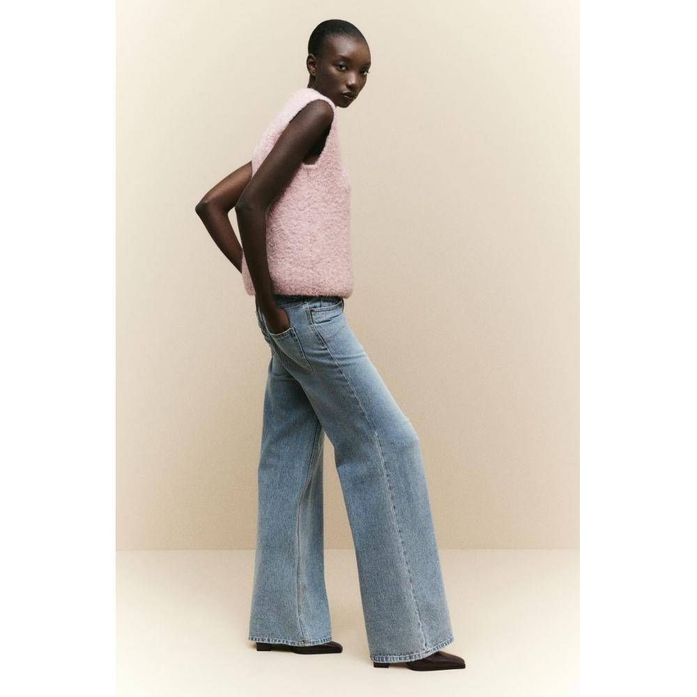 

Жилет-свитер из смеси шерсти HM светло-розовый