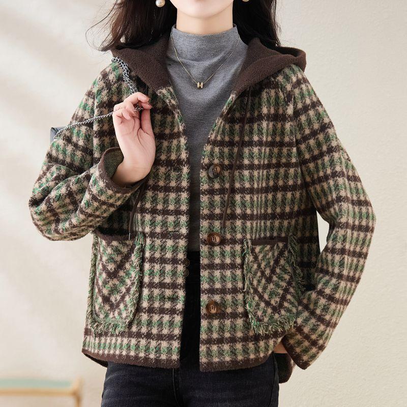 

2024 Winter Women s Short Thick Wool Plaid Hooded Coat 4XL for 78-83 kg зелений