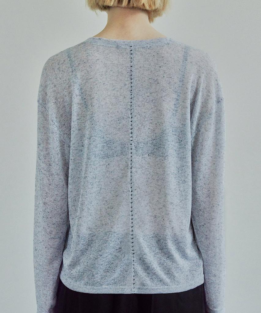IHR Stitch V-Neck Knit / Gray