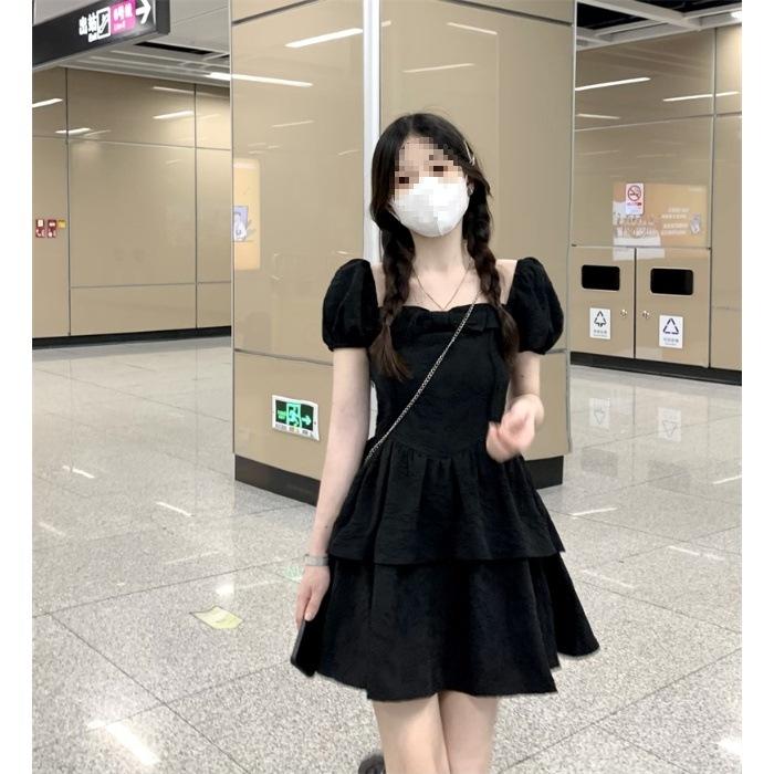 Hepburn style little black dress niche design dress women's summer new waist art high-end short skirt explosion