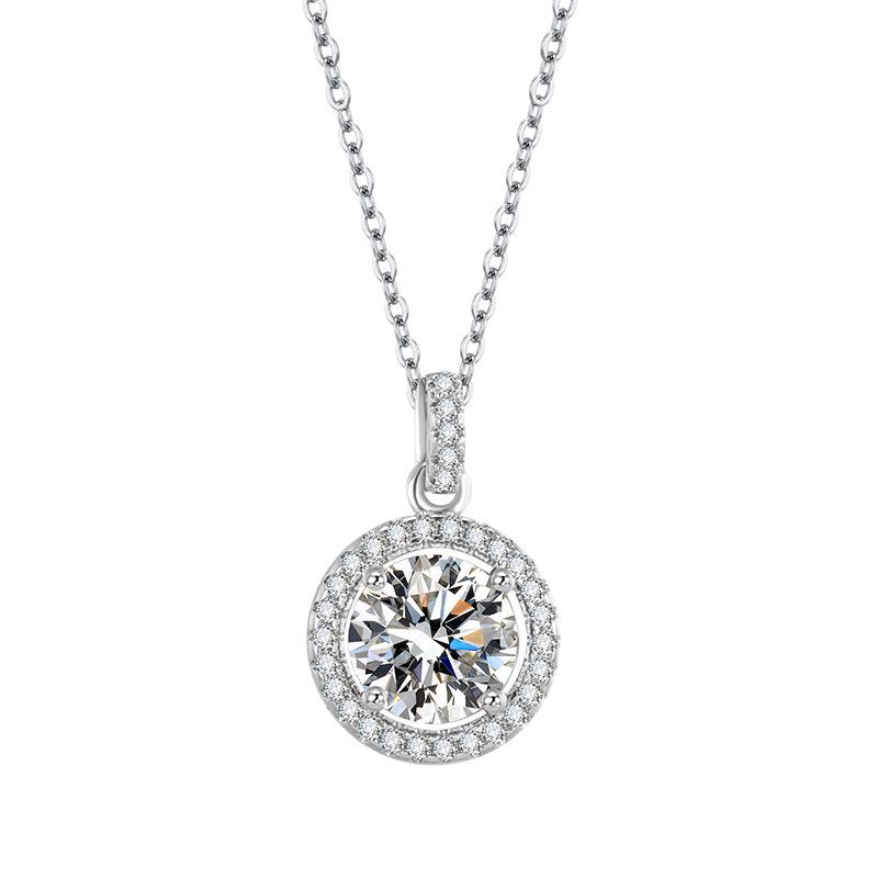 Cross-Border Fashion: Eight Hearts Eight Arrows Zircon Round Pendant Necklace - Women's Luxury Clavicle Chain