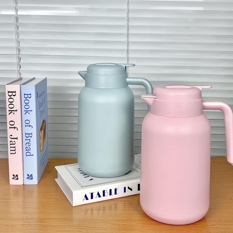 Isolierte Thermoskanne mit großem Fassungsvermögen & Heißwasserflasche für Büro und Wohnheim